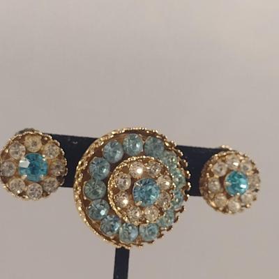 Vintage Coro Brooch and Clip Earring Set (#5)