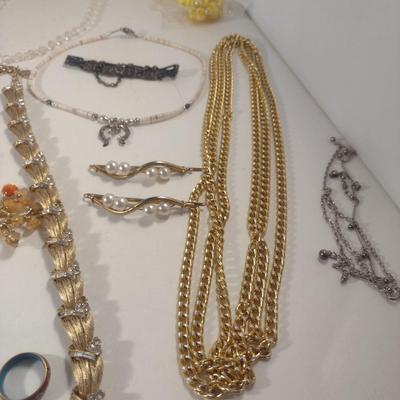 Collection of Fashion Jewelry (#18)