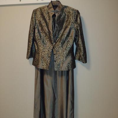 Ladies Evening Dress- Size 8