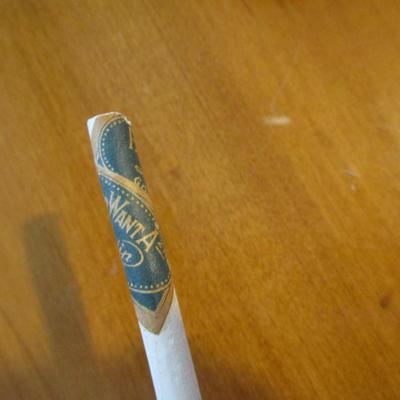 Vintage Clay Pijp Holland Goedewaagen Tobacco Pipe Gouda Holland Pieces (LR)