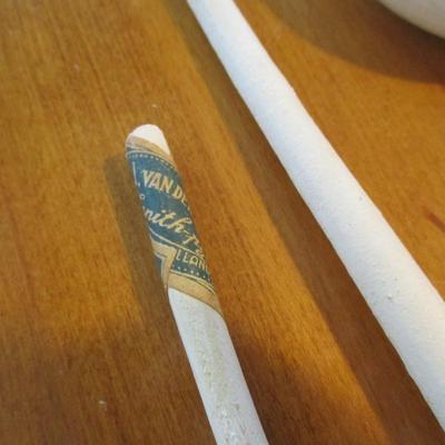 Vintage Clay Pijp Holland Goedewaagen Tobacco Pipe Gouda Holland Pieces (LR)