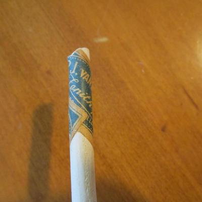 Vintage Clay Pijp Holland Goedewaagen Tobacco Pipe Gouda Holland Pieces (LR)
