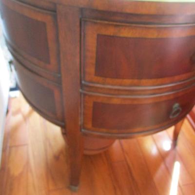 Antique Ethan Allen Round Inlaid Crotch Mahogany 2 Drawer Side Table (LR)