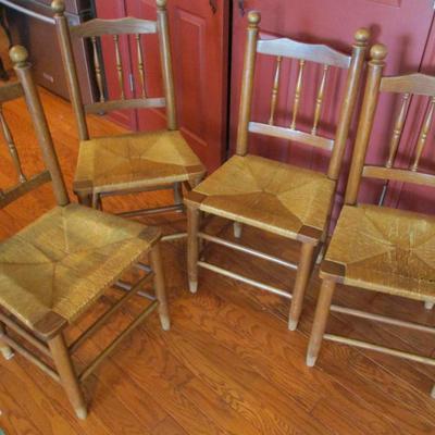 Set Of 4 Spindle Back Dining Room Chairs With Rush Seats (K)
