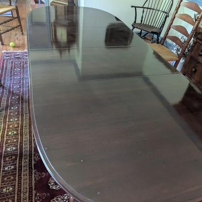 Dining Room Table With Two Leaves & Pad (DR)