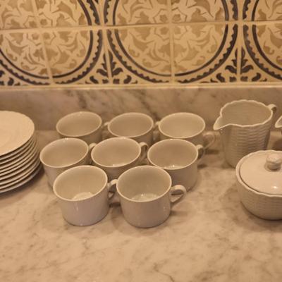 Tienshan White Wicker Porcelain Coffee Service Set