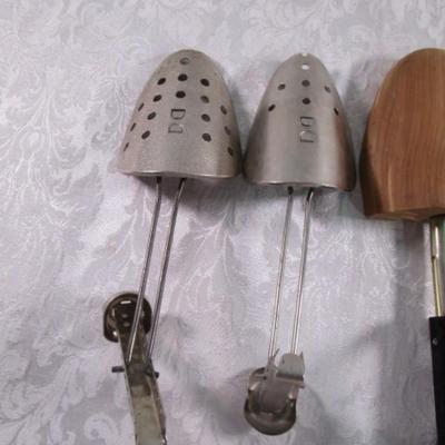 4 sets adjustable shoe stretchers