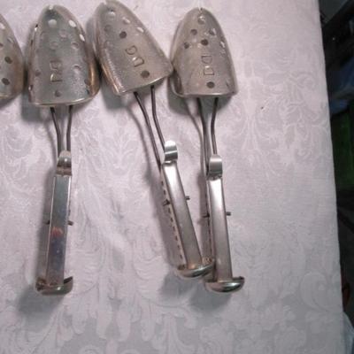 4 sets adjustable shoe stretchers