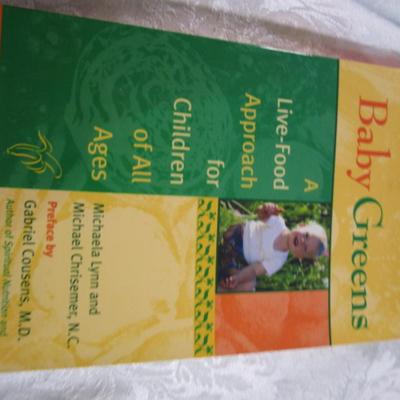 5 healthy cookbooks, 2 baby cookbooks, Maryellen's Helpful Hints