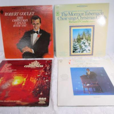 4 Christmas Vinyl LPs