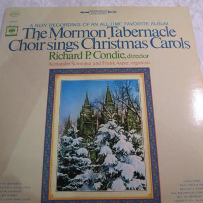 4 Christmas Vinyl LPs