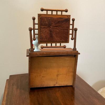 L855 Antique Victorian Salesman Sample Doll Oak Dresser With Mirror