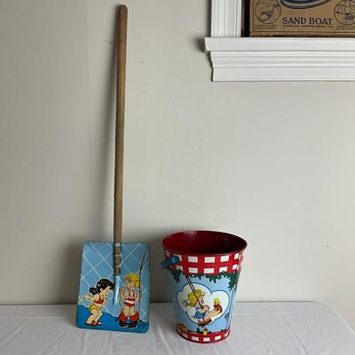 D864 Child's Sand Shovel By Ohio Art Co. & Sand Pail By Elaine Ends Hileman