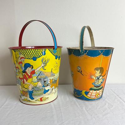 D875 Two Large Elaine Ends Hileman Sand Pails