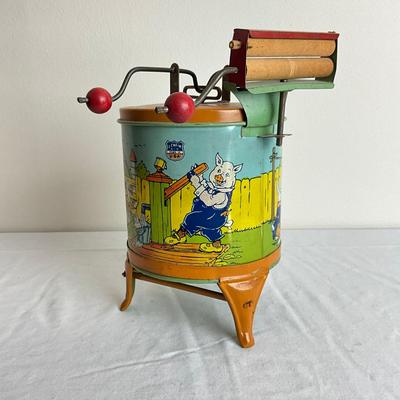 D877 Vintage "Three Little Pigs" Washer By J. Chein & Co.
