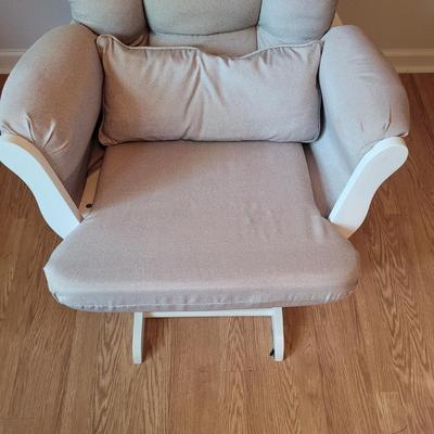 Stork Craft Tuscany Glider Chair (B2-EL)