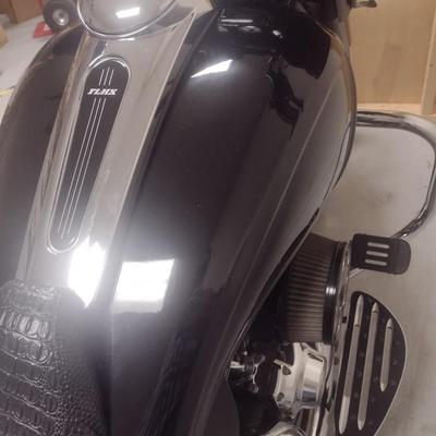 Award Winning 2010 Harley Davidson Street Glide Custom Motorcycle 'Bat Bike' Only 17,.710 Miles Road Ready! (See Full...