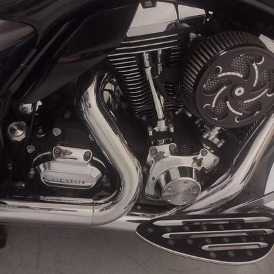 Award Winning 2010 Harley Davidson Street Glide Custom Motorcycle 'Bat Bike' Only 17,.710 Miles Road Ready! (See Full...