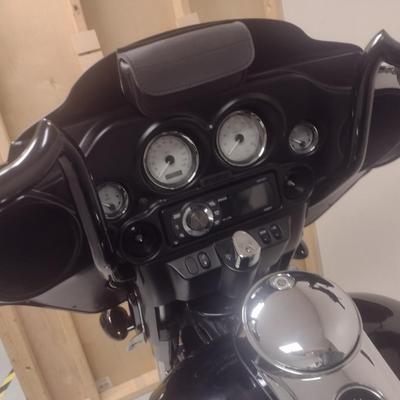 Award Winning 2010 Harley Davidson Street Glide Custom Motorcycle 'Bat Bike' Only 17,.710 Miles Road Ready! (See Full...