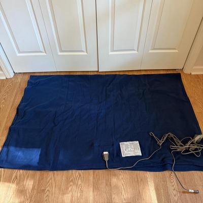 Woolrich Fleece Blankets & More (B2-BM)