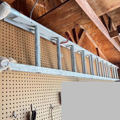 Aluminum Extension Ladder