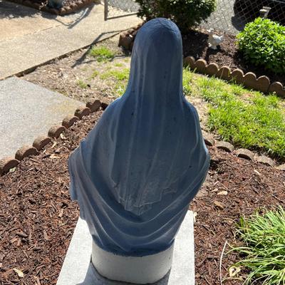 Large Heavy Virgin Mary Yard Garden Statue