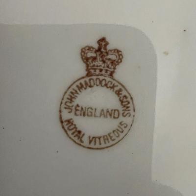 Mixed Vintage Collectibles Porcelain Lot