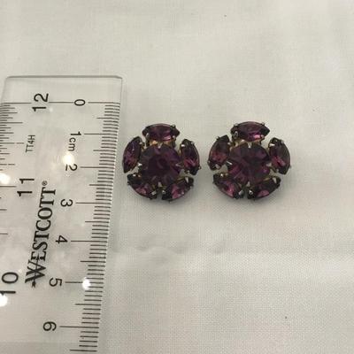 Gorgeous, vintage, purple, rhinestone flower silver toned clip on earrings