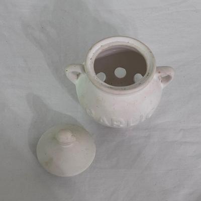 Oxo, Farberware, Arcoroc and More Kitchen Items (K-DZ)