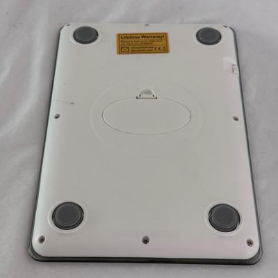 Oxo, Farberware, Arcoroc and More Kitchen Items (K-DZ)