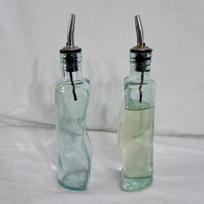 Oxo, Farberware, Arcoroc and More Kitchen Items (K-DZ)