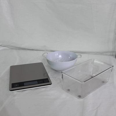 Oxo, Farberware, Arcoroc and More Kitchen Items (K-DZ)