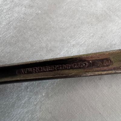 41-Piece WM Rogers ‘Jubilee’ Silver Plated Flatware (DR-DZ)