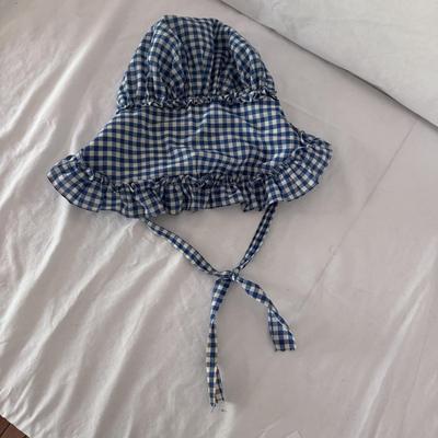 Vintage Wooden Doll House, Button Leg Dolls, and More (DR-DZ)