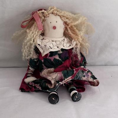 Vintage Wooden Doll House, Button Leg Dolls, and More (DR-DZ)