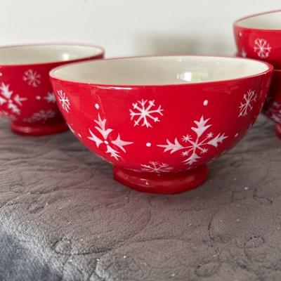 Bright and Beautiful Holiday - Christmas Dishes