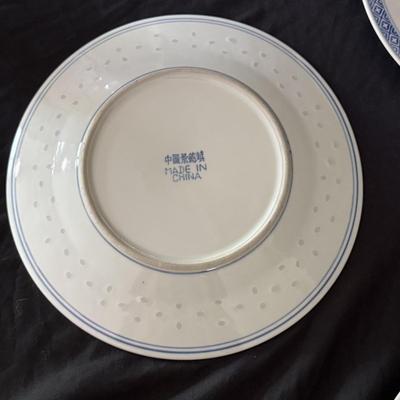 Rice Eye Patterned Blue and White Plates (K-DZ)
