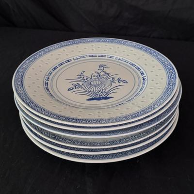 Rice Eye Patterned Blue and White Plates (K-DZ)