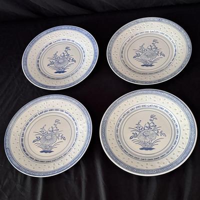 Rice Eye Patterned Blue and White Plates (K-DZ)