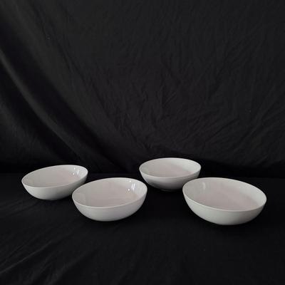 Sweese, Pier 1, Indoor Outfitters, and World Market White Dishes (K-DZ)