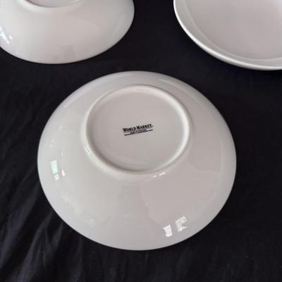 Sweese, Pier 1, Indoor Outfitters, and World Market White Dishes (K-DZ)