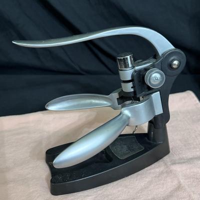 Secura Electric Wine Opener and More Wine Accessories (K-DZ)