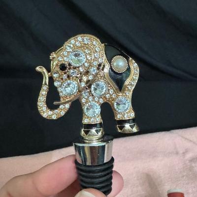 Secura Electric Wine Opener and More Wine Accessories (K-DZ)