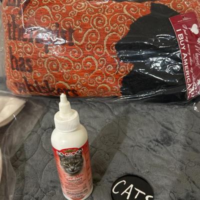 CATS!