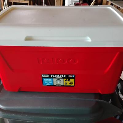 IGLOO Cooler Red