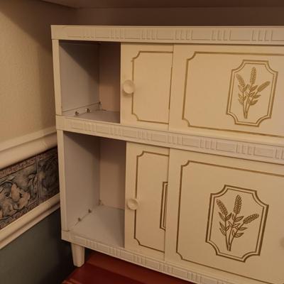 PETITE 3 DRAWER CHEST AND A PLASTIC SLIDING DOOR CABINET