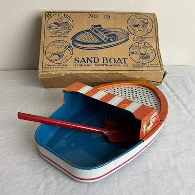 D883 Sand Boat Toy Made By T. Cohn, Inc. No 15