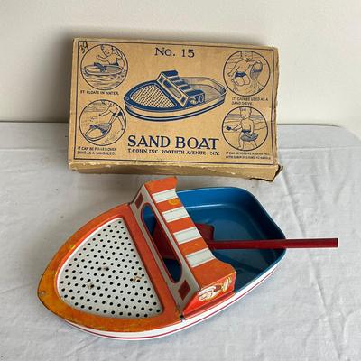 D883 Sand Boat Toy Made By T. Cohn, Inc. No 15