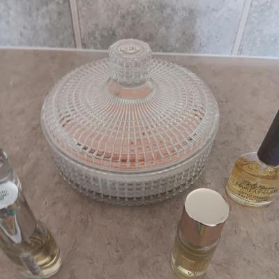 NAIL CARE PRODUCTS AND A GLASS FACE POWDER DISH