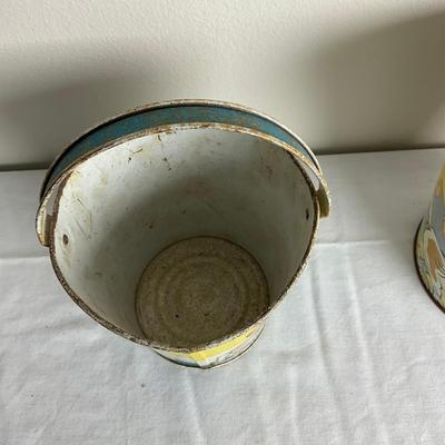 D885 Two Vintage Ohio Art Co. 1940's Horse Round Up